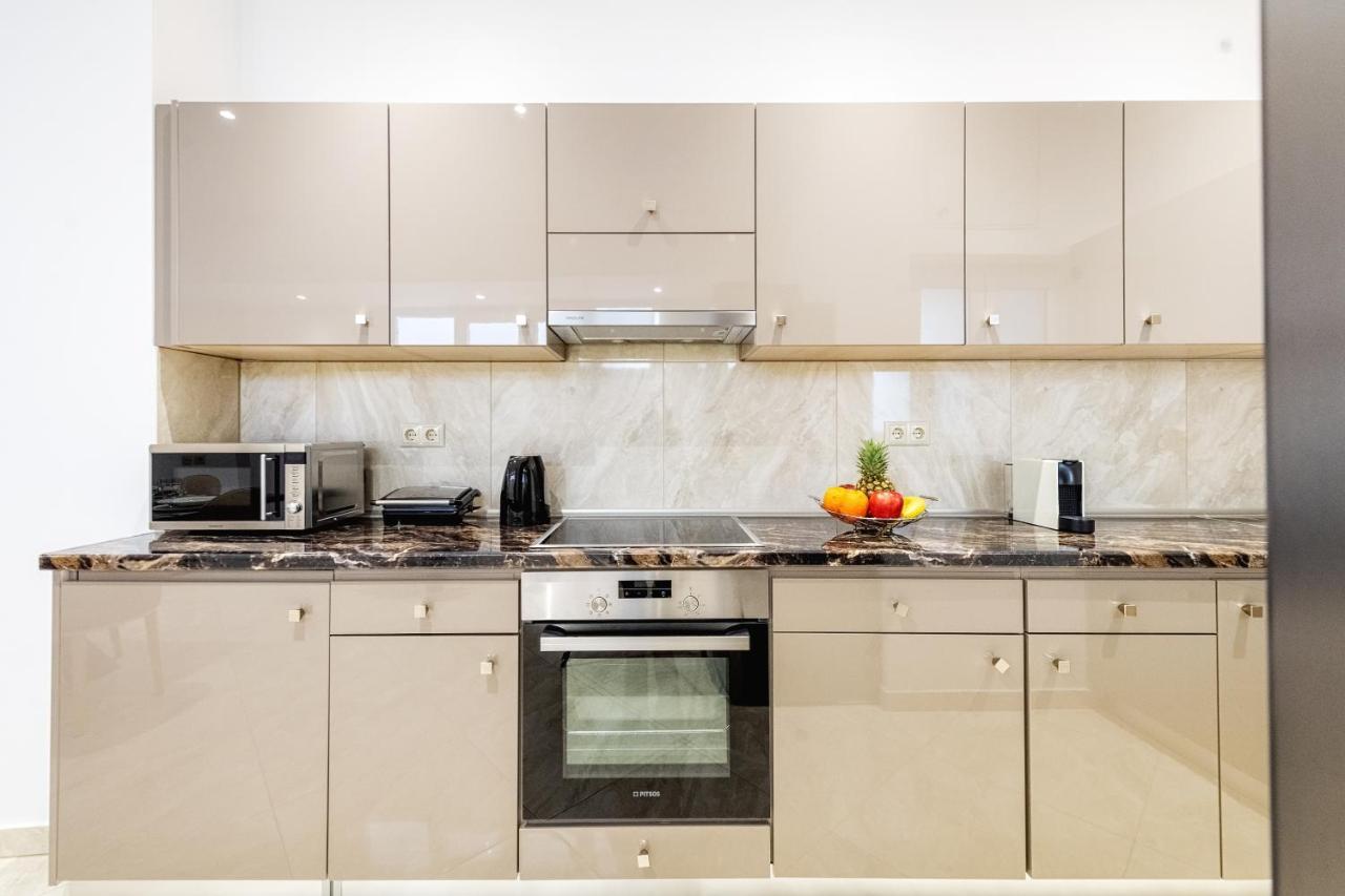 4You Luxury Apartments By Keyplanner Moraitika Extérieur photo