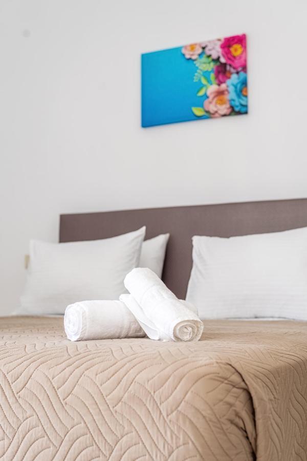 4You Luxury Apartments By Keyplanner Moraitika Extérieur photo