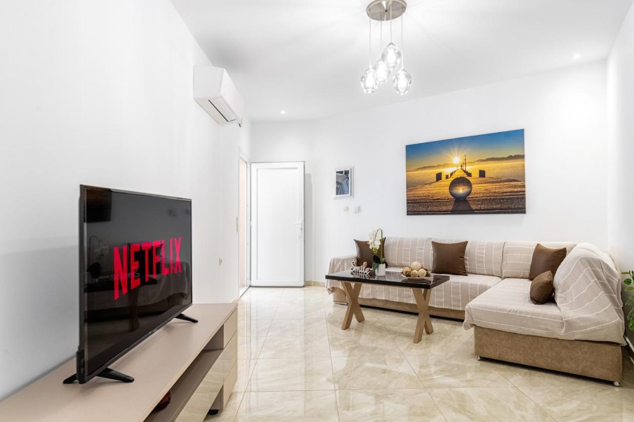 4You Luxury Apartments By Keyplanner Moraitika Extérieur photo